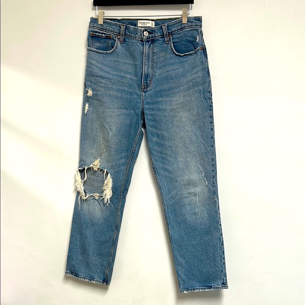 Abercrombie & Fitch 90s Straight Leg Ultra High Rise 31/12 Distressed Blue Jeans